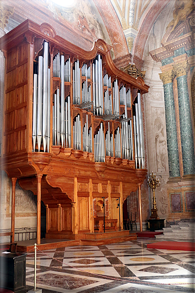 foto Basilica di Santa Maria degli Angeli